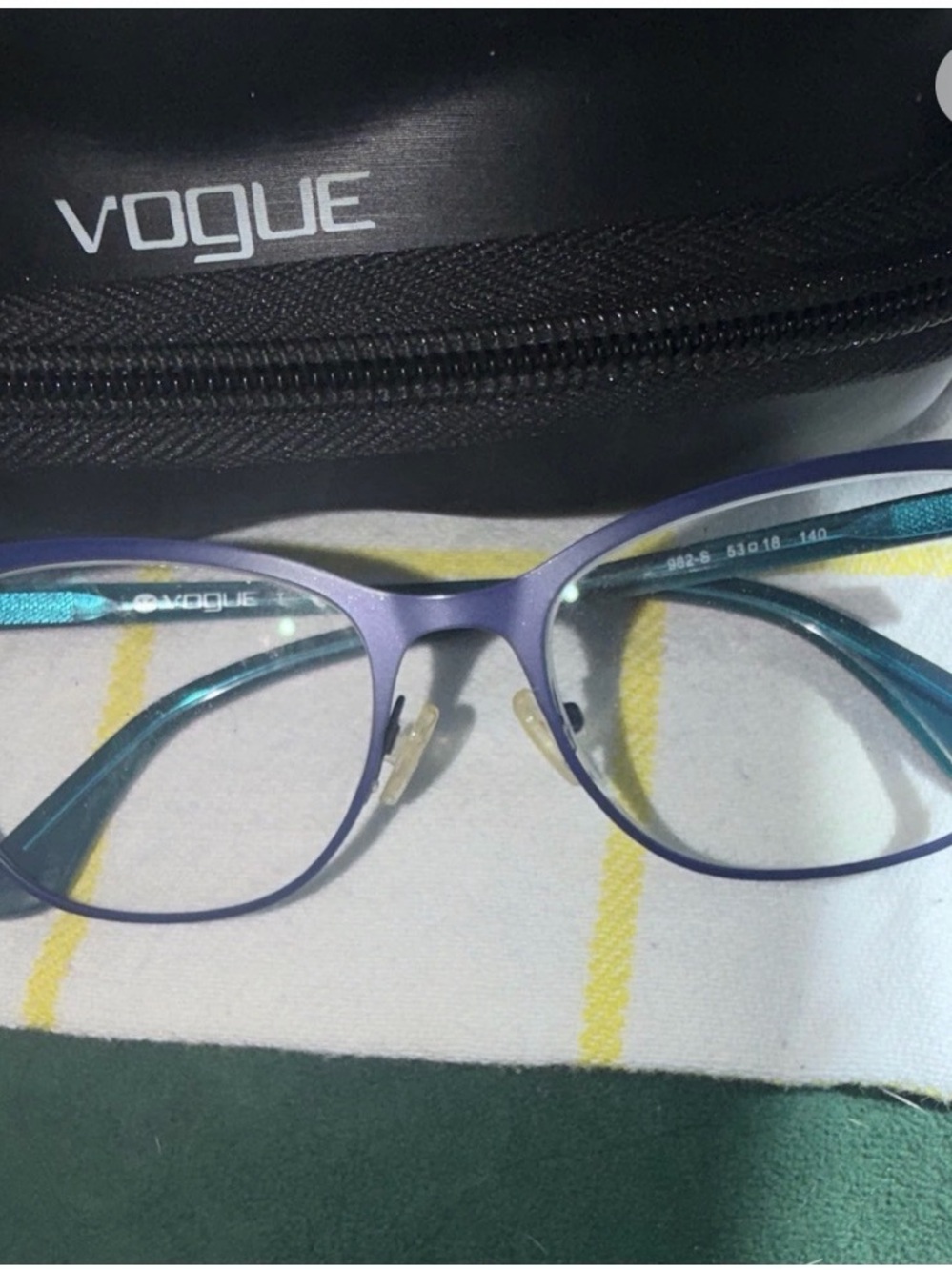 Lot of Women’s Eyeglass Frames & Cases - Vogue & Banana Republic Stylish Frames - Picture 2 of 11
